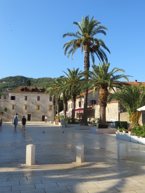A quiet square in Stari Grad